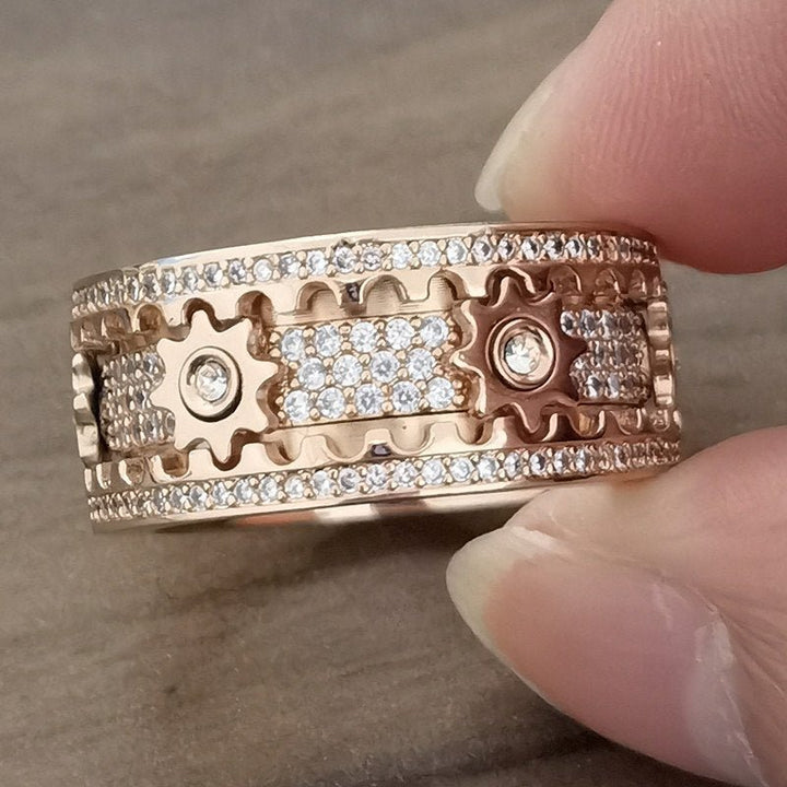 GEAR DIAMOND RING