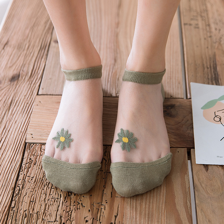 Translucent Daisy Socks 3 Pairs